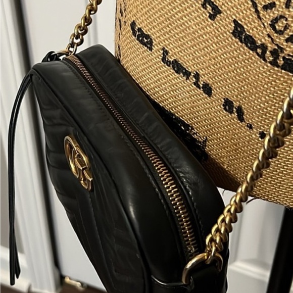 Gucci Black Quilted Leather Crossbody Bag - Picture 4 of 13